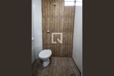 Casa à venda com 92m², 4 quartos e 1 vagaBanheiro 1