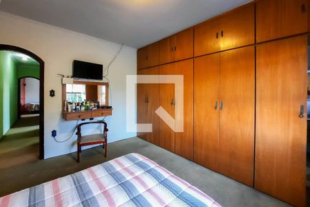 Casa à venda com 167m², 3 quartos e 2 vagasSuíte