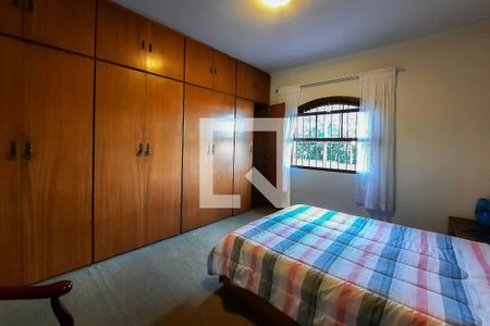 Casa à venda com 167m², 3 quartos e 2 vagasSuíte