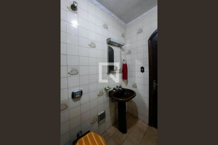 Casa à venda com 167m², 3 quartos e 2 vagasBanheiro Social 2