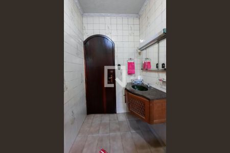 Casa à venda com 167m², 3 quartos e 2 vagasBanheiro Social 1