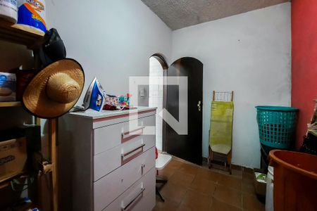 Casa à venda com 167m², 3 quartos e 2 vagasQuarto de Serviço