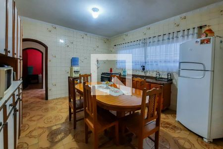 Casa à venda com 167m², 3 quartos e 2 vagasCozinha
