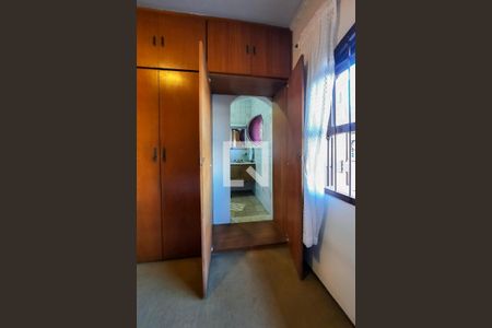 Casa à venda com 167m², 3 quartos e 2 vagasBanheiro da Suíte