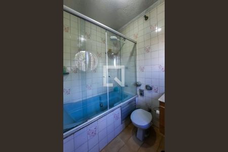 Casa à venda com 167m², 3 quartos e 2 vagasBanheiro da Suíte