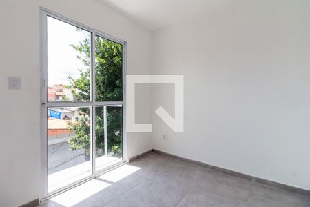 Quarto 1 de casa de condomínio para alugar com 2 quartos, 40m² em Parque Savoy City, São Paulo