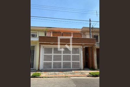 Casa à venda com 206m², 3 quartos e 2 vagasFachada 
