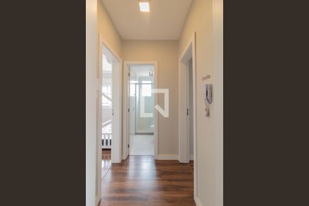 Apartamento à venda com 74m², 2 quartos e 2 vagasCorredor