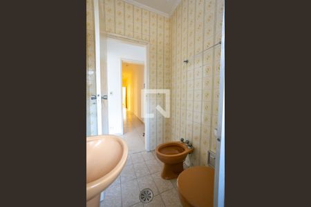 Casa para alugar com 196m², 3 quartos e 3 vagasBanheiro da Suíte