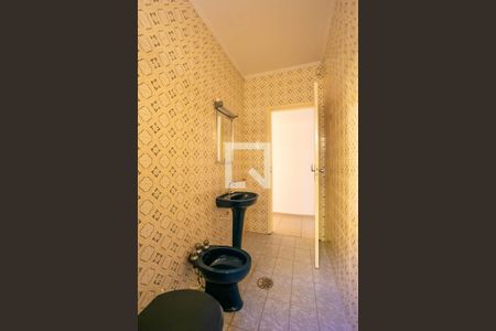 Casa para alugar com 196m², 3 quartos e 3 vagasBanheiro Social