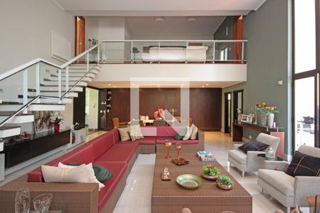 Casa à venda com 4 quartos, 360m² em Califórnia, Nova Lima