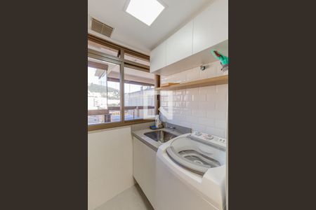 Apartamento à venda com 99m², 3 quartos e 1 vagaÁrea de Serviço