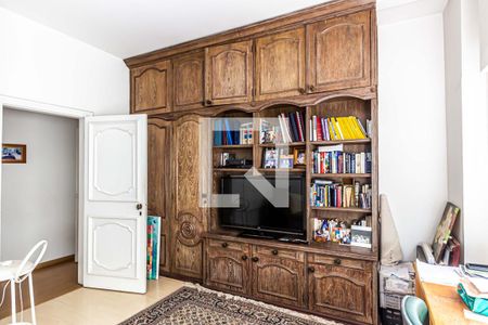 Apartamento à venda com 260m², 3 quartos e 2 vagas Apartamento à venda com 260m², 3 quartos e 2 vagasQuarto 3