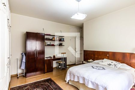 Apartamento à venda com 260m², 3 quartos e 2 vagas Apartamento à venda com 260m², 3 quartos e 2 vagasQuarto 1