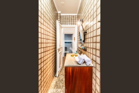 Apartamento à venda com 260m², 3 quartos e 2 vagas Apartamento à venda com 260m², 3 quartos e 2 vagasLavabo