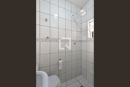 Casa à venda com 300m², 4 quartos e 2 vagas Casa à venda com 300m², 4 quartos e 2 vagasBanheiro da Suíte