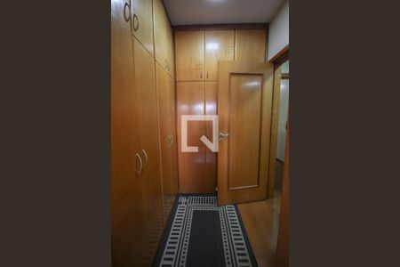 Casa à venda com 415m², 4 quartos e 6 vagascloset suite quarto 1