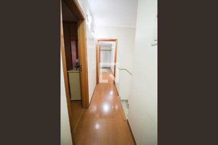 Casa à venda com 415m², 4 quartos e 6 vagascorredor