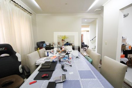 Casa à venda com 415m², 4 quartos e 6 vagassala jantar