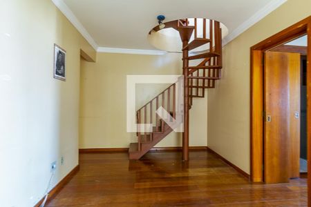 Sala de apartamento à venda com 3 quartos, 120m² em São João, Porto Alegre