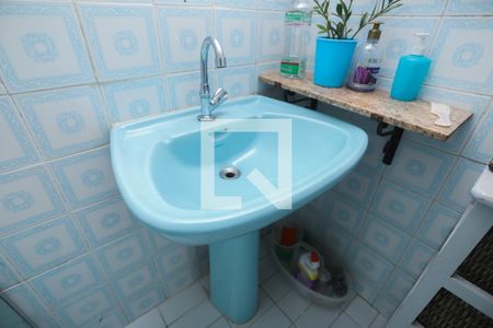 Casa à venda com 110m², 2 quartos e 1 vagaBanheiro Social