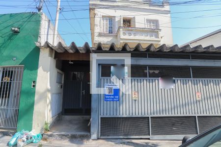 Casa à venda com 110m², 2 quartos e 1 vagaFachada