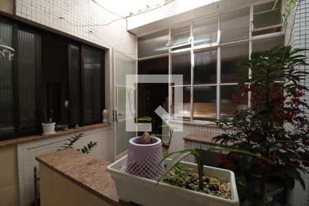 Casa à venda com 153m², 4 quartos e 2 vagasÁrea de Serviço