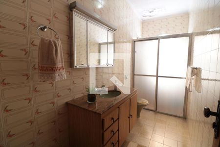 Casa à venda com 153m², 4 quartos e 2 vagasBanheiro Social