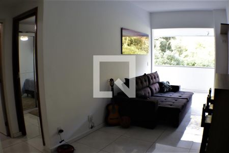 Sala de apartamento para alugar com 1 quarto, 50m² em Pechincha, Rio de Janeiro