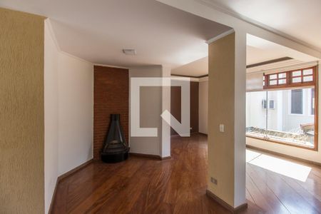 Sala de Estar de casa de condomínio para alugar com 5 quartos, 520m² em Alphaville, Santana de Parnaíba