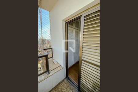 Apartamento para alugar com 134m², 3 quartos e 3 vagas Apartamento para alugar com 134m², 3 quartos e 3 vagasVaranda da Suite