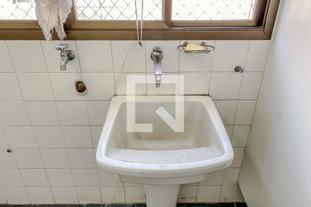 Apartamento para alugar com 134m², 3 quartos e 3 vagas Apartamento para alugar com 134m², 3 quartos e 3 vagasDetalhe Lavanderia