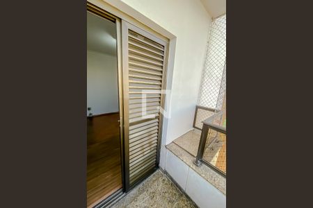 Apartamento para alugar com 134m², 3 quartos e 3 vagas Apartamento para alugar com 134m², 3 quartos e 3 vagasVaranda da Suite