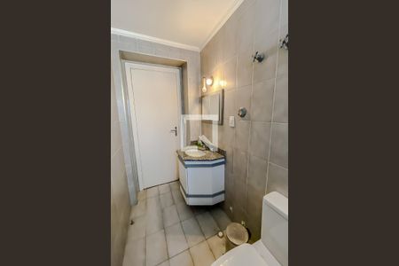 Apartamento para alugar com 134m², 3 quartos e 3 vagas Apartamento para alugar com 134m², 3 quartos e 3 vagasBanheiro