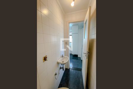 Apartamento para alugar com 134m², 3 quartos e 3 vagas Apartamento para alugar com 134m², 3 quartos e 3 vagasBanheiro de Serviço