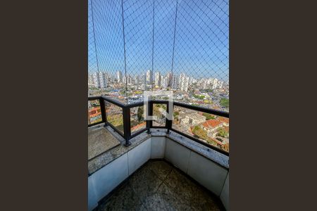 Apartamento para alugar com 134m², 3 quartos e 3 vagas Apartamento para alugar com 134m², 3 quartos e 3 vagasVaranda da Suite