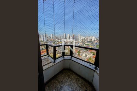 Apartamento para alugar com 134m², 3 quartos e 3 vagas Apartamento para alugar com 134m², 3 quartos e 3 vagasVaranda do Quarto 2