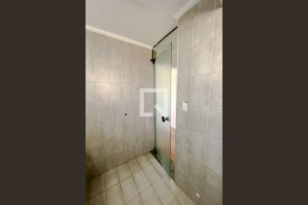 Apartamento para alugar com 134m², 3 quartos e 3 vagas Apartamento para alugar com 134m², 3 quartos e 3 vagasBanheiro da Suite