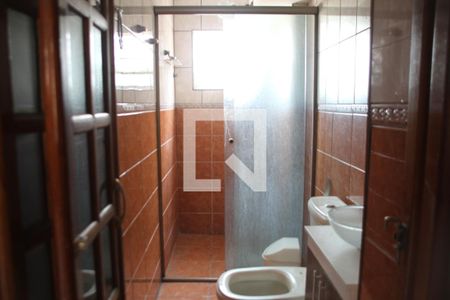 Banheiro de apartamento à venda com 2 quartos, 48m² em Conjunto Residencial José Bonifácio, São Paulo