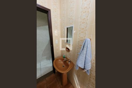 Banheiro  de casa à venda com 3 quartos, 125m² em Jardim Vila Formosa, São Paulo