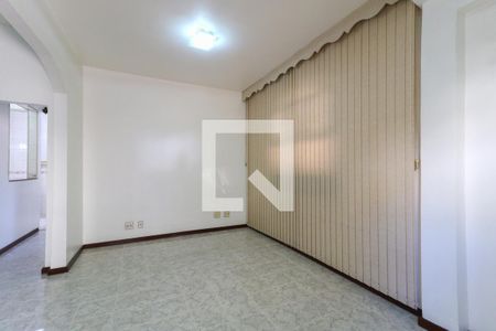 Sala de casa à venda com 4 quartos, 120m² em Piedade, Rio de Janeiro