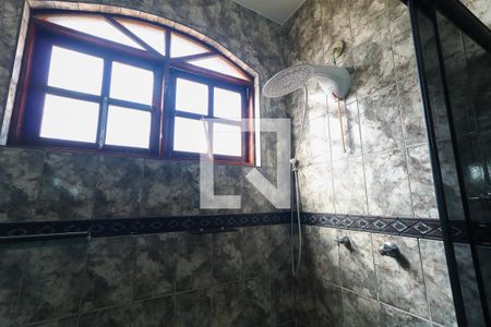 Casa à venda com 120m², 4 quartos e 1 vagaBanheiro