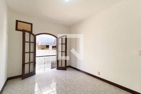 Casa à venda com 120m², 4 quartos e 1 vagaQuarto 4