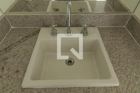 Banheiro de apartamento para alugar com 1 quarto, 40m² em Freguesia de Jacarepaguá, Rio de Janeiro