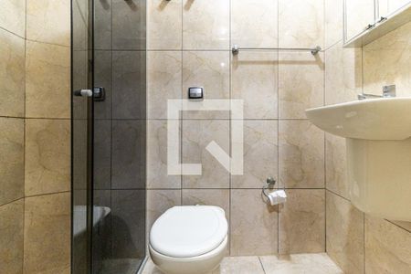 Banheiro de kitnet/studio à venda com 1 quarto, 30m² em Santa Cecilia, São Paulo