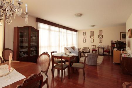 Sala de apartamento à venda com 3 quartos, 190m² em Santa Cecília, São Paulo