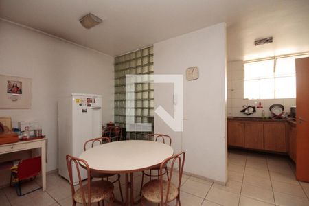 Apartamento à venda com 190m², 3 quartos e 1 vagaCopa