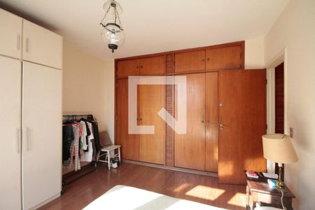 Apartamento à venda com 190m², 3 quartos e 1 vagaSuíte