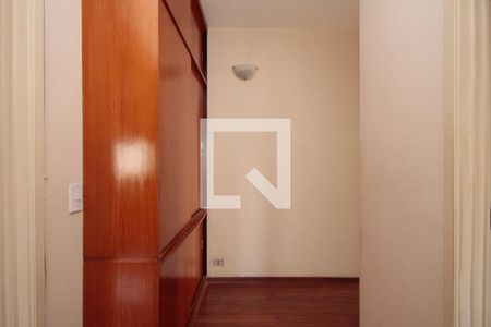 Apartamento à venda com 190m², 3 quartos e 1 vagaCorredor