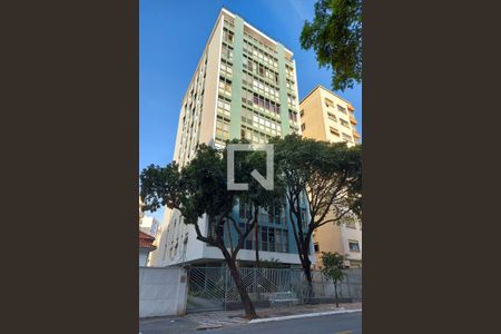 Apartamento à venda com 190m², 3 quartos e 1 vagaFachada